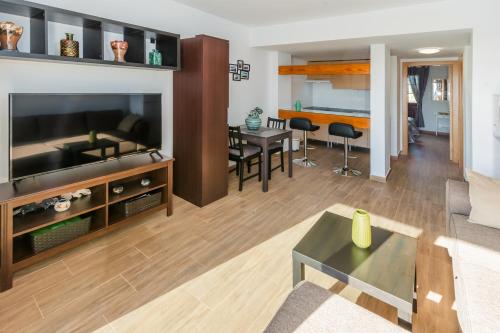  Apartamento GOLDEN Teguise 2 con vistas al mar in 35509 Costa Teguise