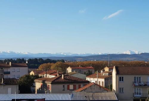 Tout confort ! Calme, Vue Dégagée, Ville ,Parking Gratuit, Ascenseur, Wifi