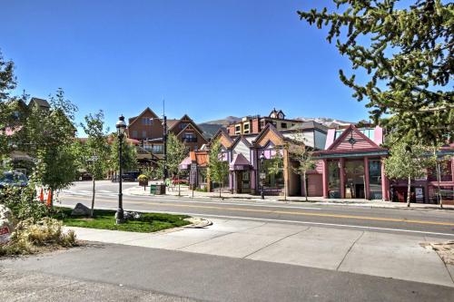 Main St Breck Condo with Mtn Views - Walk to Lifts! - image 2