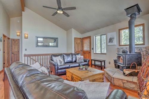 Fairplay House with Deck and Panoramic Nature Views! in Fairplay, USA