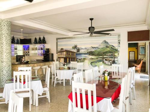 Bar/lounge, Hotel Sinai in Nagua
