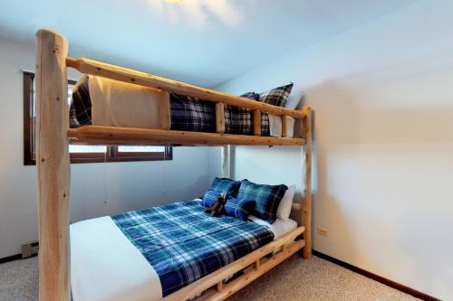 Briar's Hideaway - image 5