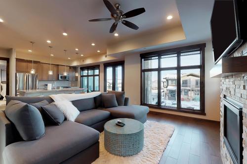Blackstone Unit 2G - image 8
