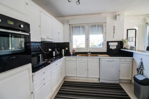DESIGN APARTMENT Near GENEVA in Etrembieres (Rhone-Alpes)