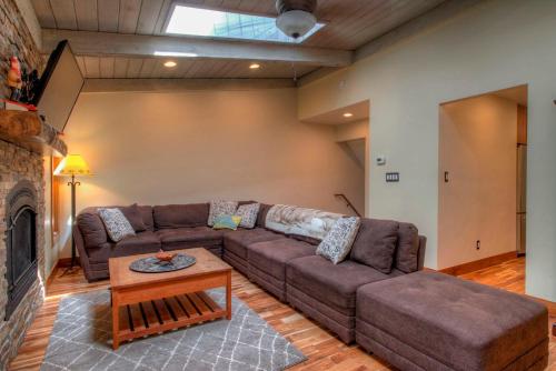 Robins Nest - image 9
