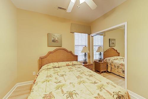 Changes in Attitude: Beach Retreat w/ Pool Duplex - image 8