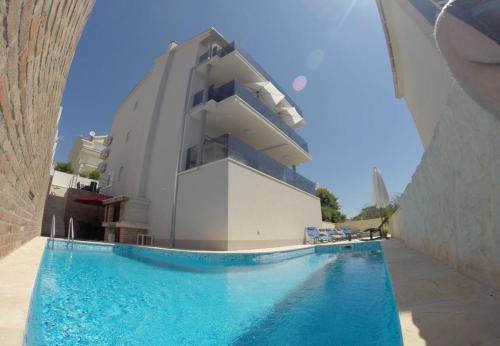 Apartment Marinela - with pool