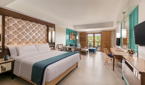 Henann Resort Alona Beach, Bohol