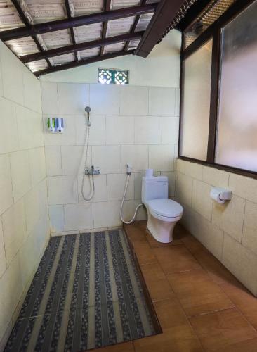 One-Bedroom Bungalow with Garden View  and Free Benefits image 1