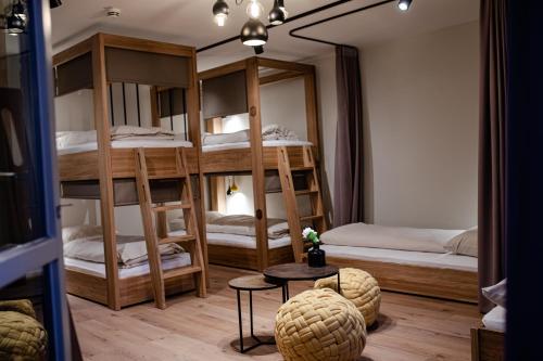 Pokój gościnny, Roomie Alps Design Hostel in Kitzbuhel