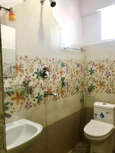 Hotel Rupee Pvt. Ltd. – Pokhara, FL