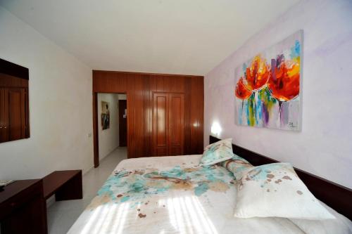 Hostal Vall D'Aneu by Arcas & Sambola