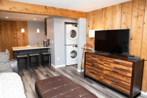 6 Chamonix Lane Townhouse - image 4