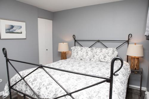 6 Chamonix Lane 1 Bedroom Townhouse - image 3