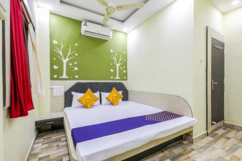 . SPOT ON 49669 Hotel Meghna And Restaurant
