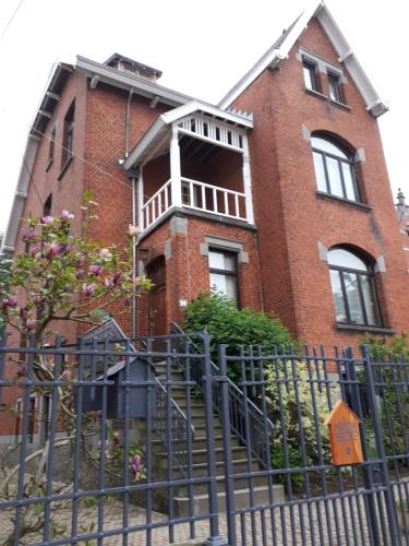  La Maison Brodée in Écaussinnes-d'Enghien