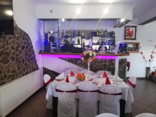 Restorāns, Restaurant Cazare Vi La Maria in Poienari (Gorj)