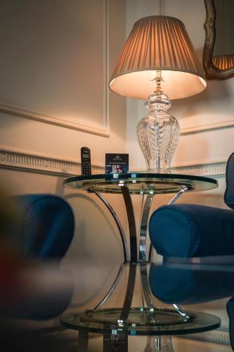 Picture of 44 Curzon Street By Mansley Serviced Apartments