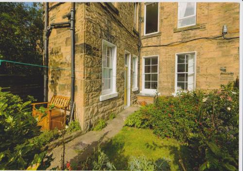 Shandon Garden Flat, Murrayfield, Edinburgh and the Lothians