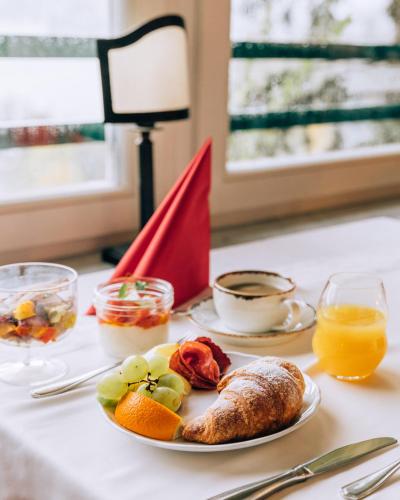 236037004 Hotel Triglav