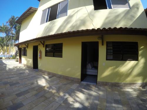 Chalé Sergipe Maresias (Chale Sergipe Maresias) in เซาเซบาสติอาว(เซาเปาโล)