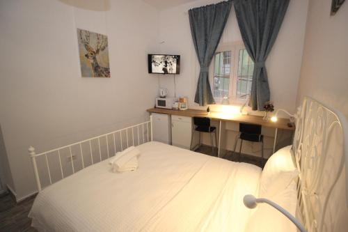 92 Residence - image 5