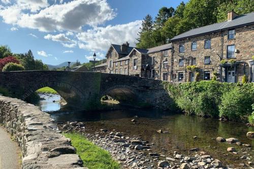 Sygun Cottage - Detached Cottage in the heart of the Snowdonia National Park