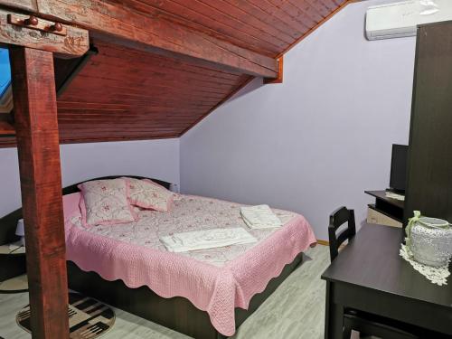 1 double bed