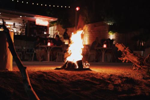 Tara's Lodge Hotel - image 4