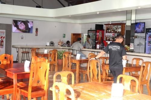 Restorāns, Cabinas Sueño Real (Cabinas Sueno Real) in San Rafael de Guatuso