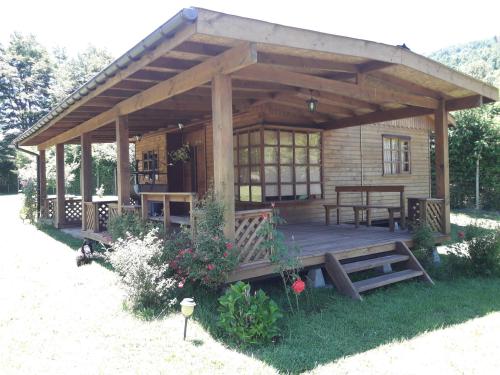 Dos Oregones Caburgua in Caburgua