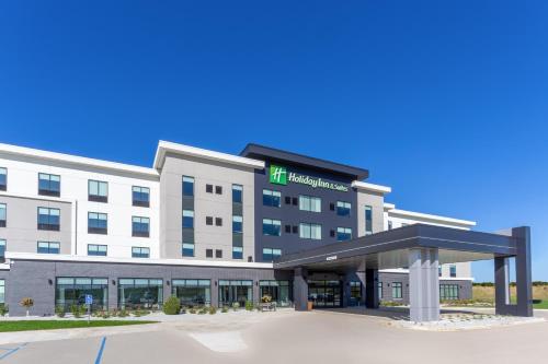 Holiday Inn & Suites - Cedar Falls - Conference Ctr