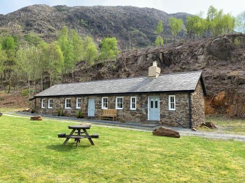 Sygun Cottage - Detached Cottage in the heart of the Snowdonia National Park