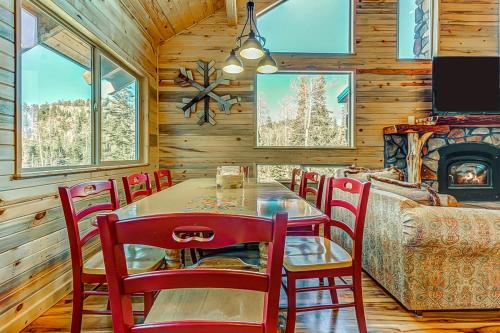 The Red Door Retreat - image 4