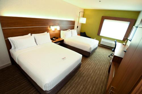 Holiday Inn Express Hotel & Suites Port Clinton-Catawba Island