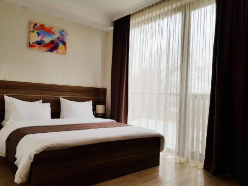 1 queen bed