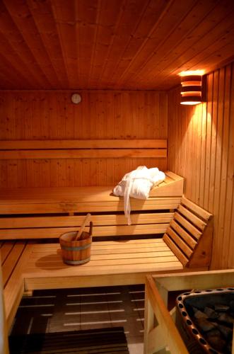Sauna, Hotel Vierenstraße in Sehmatal