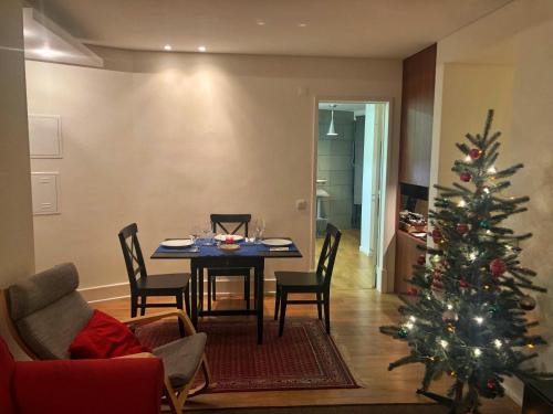  2 Bedroom Apartment in Alcantara, Unterkunft in Lissabon