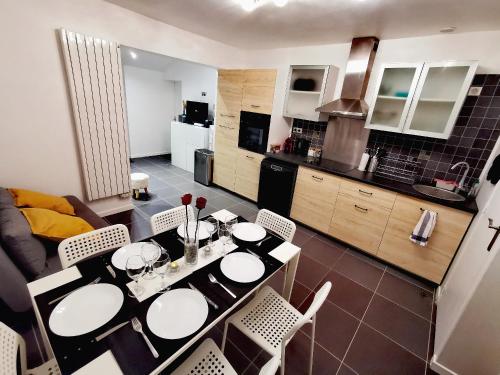 Suite Barthelemy - Spa et Sauna in Melun