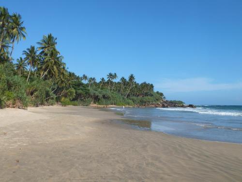 Abraham Beach House - image 4