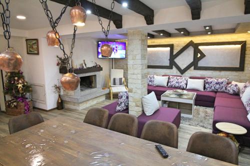 Ice Jewel Chalet, Bansko, 200 meters from the Gondola, 20 улица „Свети Иван Рилски“, Bansko