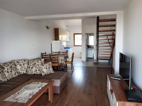 Apartment Dasic - image 13