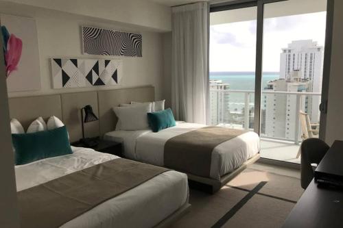 Hollywood Beach luxury condo-HBH in Hollywood, USA
