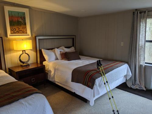 Loblolly Pines Adventure Cabin 1 Q/Q in Eureka Springs, USA