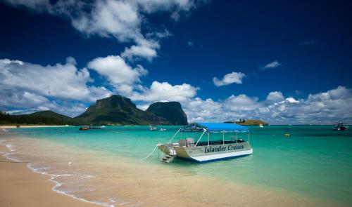 บริการและสิ่งอำนวยความสะดวก, บีชคอมเบอร์ ลอดจ์ (Beachcomber Lodge) in ลอร์ดฮาว ไอส์แลนด์