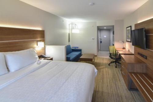 Holiday Inn Express & Suites - Indianapolis Northwest an IHG Hotel - image 9