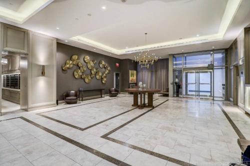 Instant Suites - Stunning Designer Studio in Yorkville