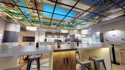 Restaurante, ibis Besançon La City in Besancon