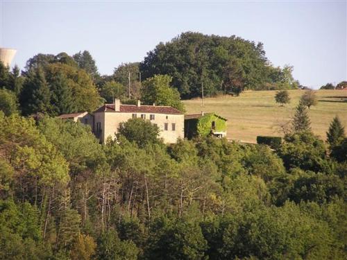 Maison de caractère avec piscine privée gîte à louer Branchat