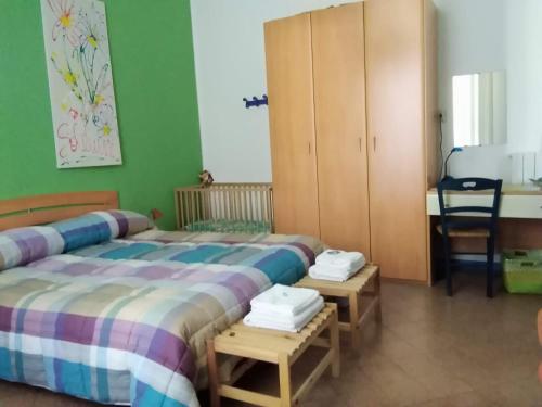 Double Room with Private External Bathroom image 10